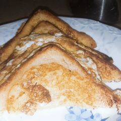 A picture of Simple egg toast.