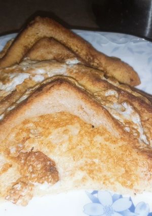 A picture of Simple egg toast.