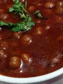 काले छोले (Kale chhole recipe in hindi) रेसिपी मुख्य फोटो