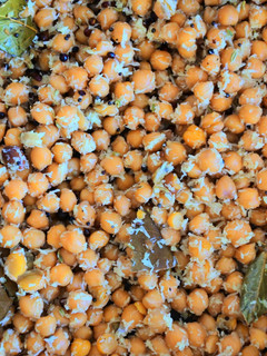 Una foto de Channa Sundal (garbanzos salteados)
