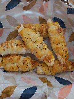 Csupa sajtos croissan 🧀🥐🧀 recept fotója