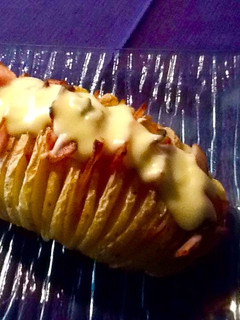 Una foto de Patata Hasselback con salsa a los tres quesos