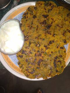 मक्के की मसाला रोटी (Makke ki masala roti recipe in hindi) रेसिपी मुख्य फोटो