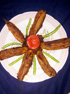 भरवां करेले(bharwan karele recipe in hindi) रेसिपी मुख्य फोटो