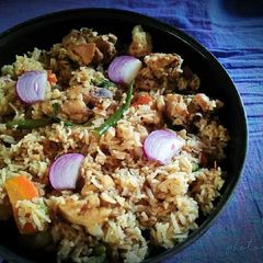 A picture of Easy chicken fried rice.