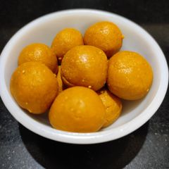 A picture of Antiseptic goli (sonth goli).