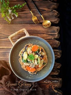 Foto resep Ifumie goreng siram Capcay goreng