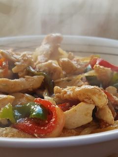 Una foto de Fajitas de pollo especiadas