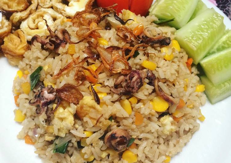 Nasi Goreng Cumi Asin 🐙