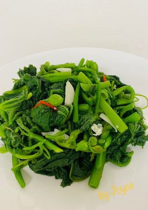 Hình của món Rau bí xào tỏi.