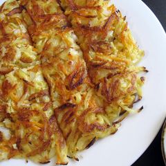 A picture of Carrot & Onion Pancakes.
