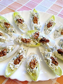 Foto principal de Endivias con crema de queso gorgonzola y nueces