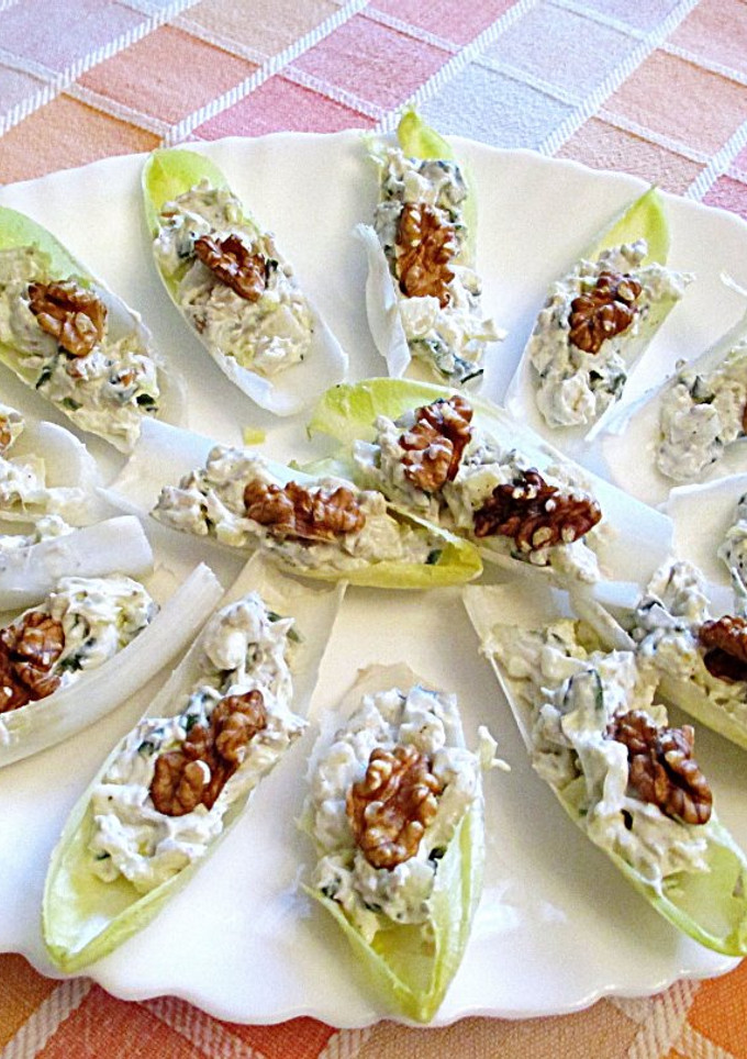 Foto principal de Endivias con crema de queso gorgonzola y nueces