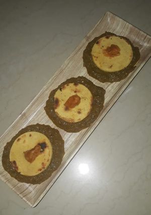A picture of Sarso da saag makki di roti.