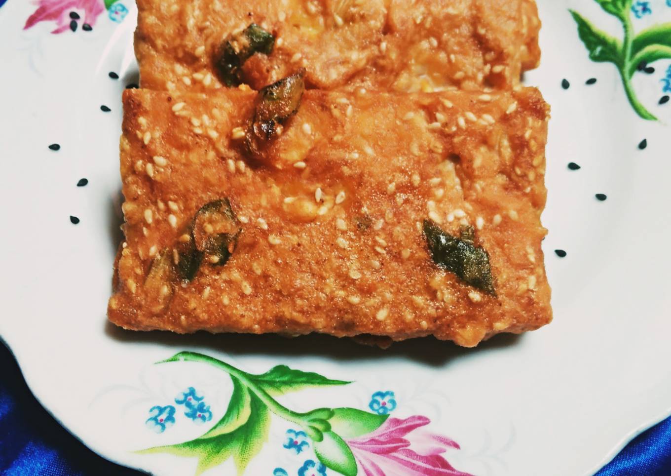 Tempe Goreng Wijen Pedas