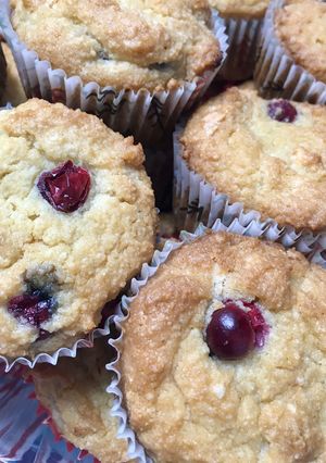 A picture of Keto friendly Cranberry muffins.