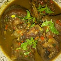 Cow tail soup A picture of Cow tail soup.