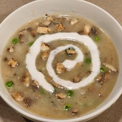 A picture of Mushroom and Peas Soup (with fresh cream, herbs).