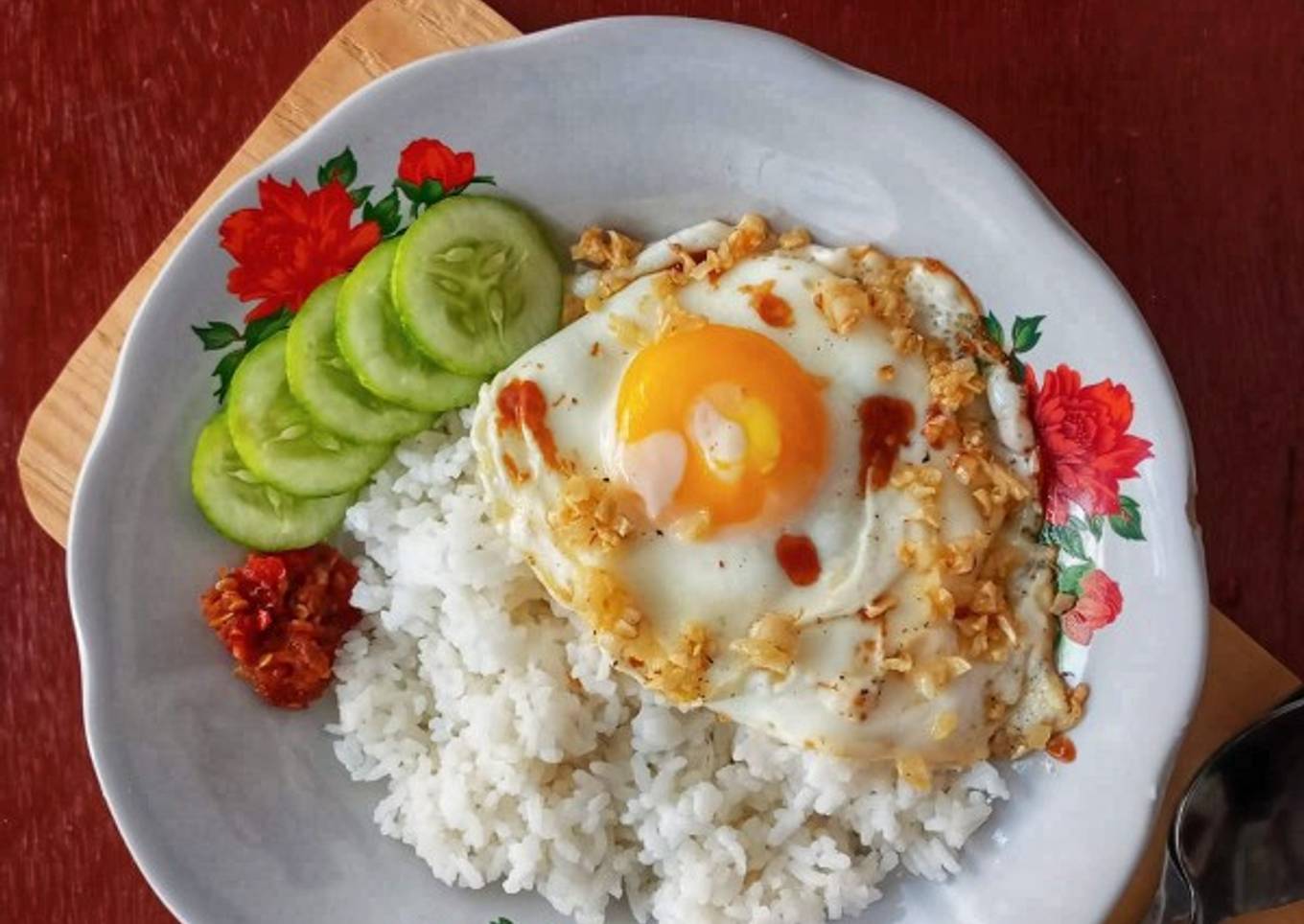 Telur Ceplok Bawang Putih