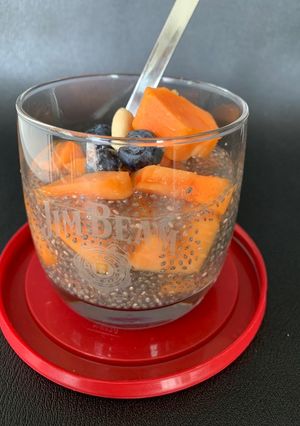 પપૈયા ચિયા પુડિંગ (Papaya Chiya Pudding Recipe In Gujarati) રેસીપી મુખ્ય ફોટો