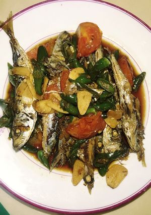 Foto resep Gereh besek tumis lombok ijo