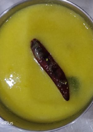 ગુજરાતી કઢી (Gujarati Kadhi Recipe In Gujarati) રેસીપી મુખ્ય ફોટો