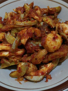 Foto resep Balado jengkol, ayam suwir dan telur puyuh