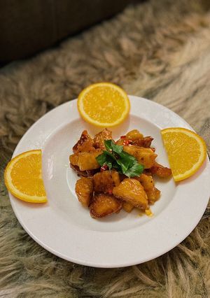 Hình của món Cá basa + gà viên sốt cam 🍊.