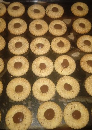 صورة لوصفة حلوة جافة بالجلجلان