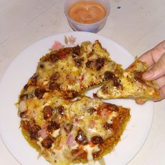 A picture of Maggizza - maggi + pizza.