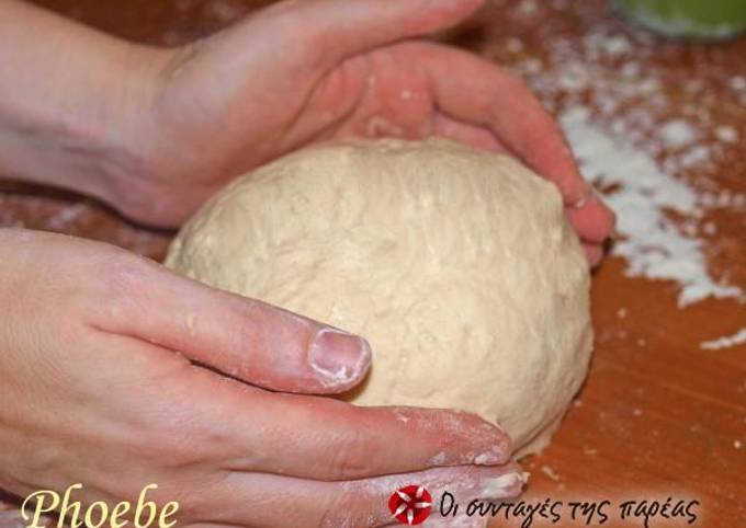 κύρια φωτογραφία συνταγής Ζύμωμα ψωμιού