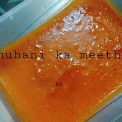 A picture of Khubani ka meetha/ chutney.
