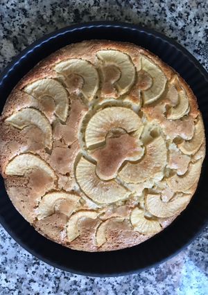 Foto principal de Bizcocho de manzana con o sin thermomix