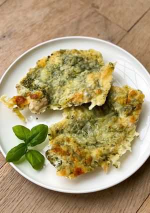Une photo de Escalope de poulet grillée au pesto maison et mozzarella