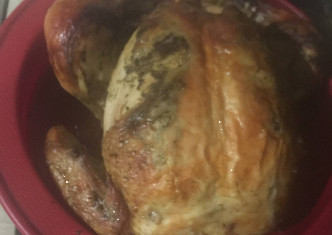Pollo vestido en Pesto y bañado en Cola