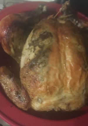 Una foto de Pollo vestido en Pesto y bañado en Cola
