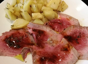 Foto di Roast beef cotto in pentola