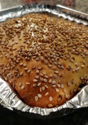 Una foto de PAN🍞DE Leche repleto de Semillas de Sésamo...!😋