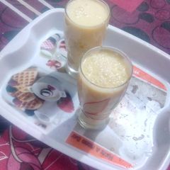A picture of Summer special mango shake.