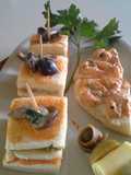 Stuzzichini tipici spagnoli i “ canapes colores “