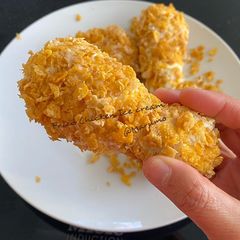 A picture of Fried Chicken Ice cream.