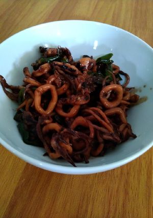 Foto resep Cumi-cumi cabai hijau 🌶🦑