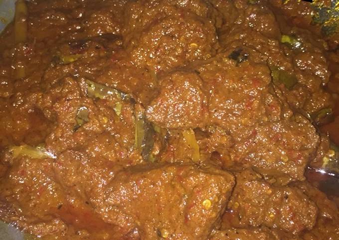 Rendang daging pedas