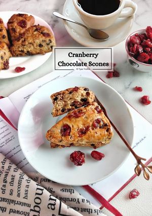Foto resep Cranberry Chocolate Scones