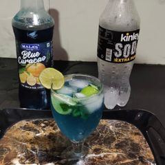 Refreshing blue lagoon mocktail A picture of Refreshing blue lagoon mocktail.