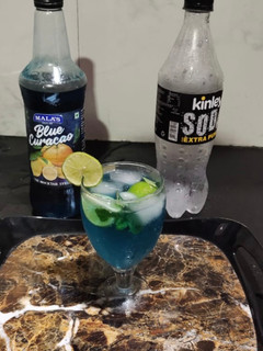 A picture of Refreshing blue lagoon mocktail.