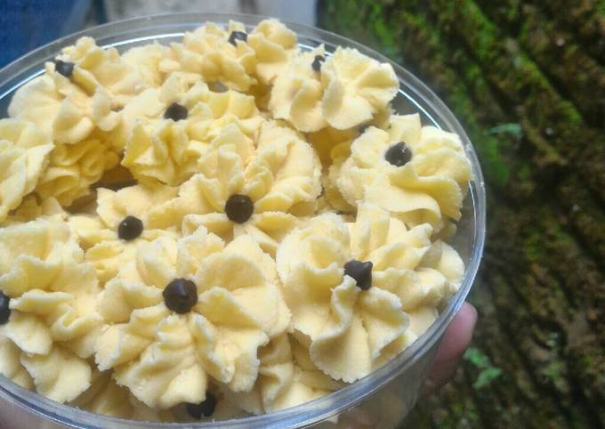 Resep Semprit Susu 3 bahan oleh Galih Prihanti Cookpad Resep Semprit Susu 3 bahan oleh Galih Prihanti Cookpad