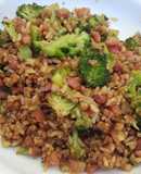 Arroz integral y quinoa con brócoli