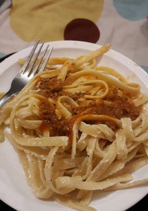 Una foto de Pasta a la boloñesa
