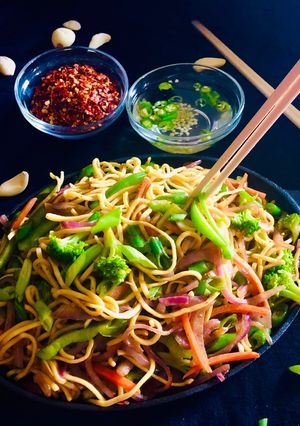 A picture of Veg Hakka Noodles.